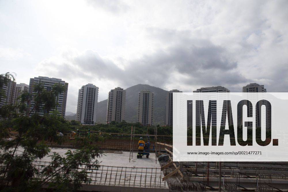Olympic Park works RIO DE JANEIRO, Brazil - 06 10 2015: WORKS IN THE VILLAGE OF ATHLETES - Vista works in the Village of Athletes in Jacarepagu? (RJ). Official residence will house more than 15,000 athletes and delegations during the Rio 2016 Games (Photo: Andr? Chaco FotoArena) AndrexChaco