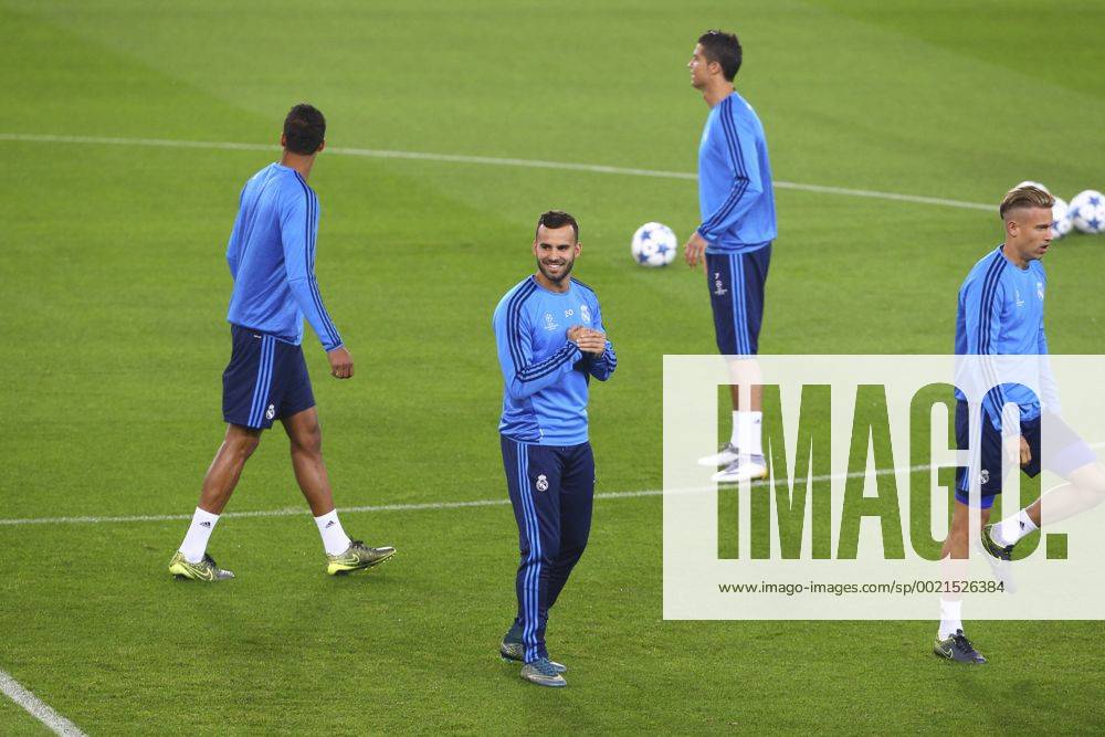 Nacho FOOTBALL : Training Real Madrid - Champions League - 20 10 2015 GwendolineLeGoffx