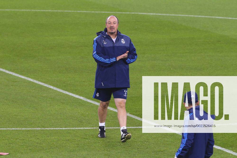 Rafael Benitez ( Coach Real Madrid ) FOOTBALL : Training Real Madrid - Champions League - 20 10 2015 GwendolineLeGoffx