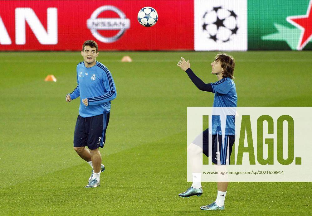 Real Madrid training session at PSG stadium before the Champions League match. In this picture, Kovacic and Modric. RIVEROx