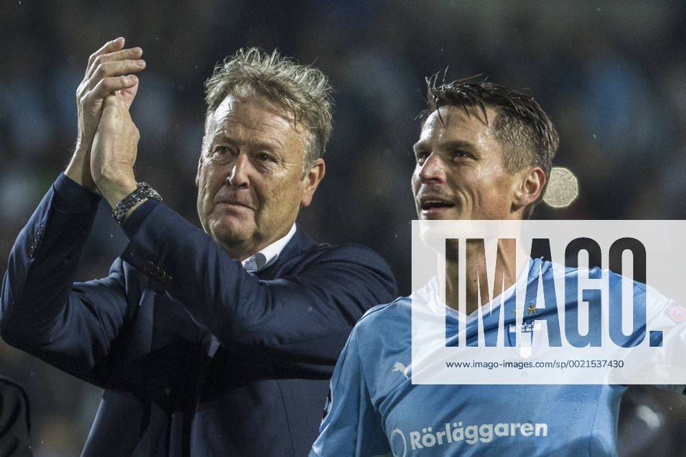 Fußball, Champions League, Malmö FF - Shakhtar Donetsk Malmö 151021 SPO Fotboll UEFA Champions League UEFA Champions League Malmö FF - Shakhtar Donetsk : Malmö 9 Markus Rosenberg Malmö coach Age Hareide 4.04929566