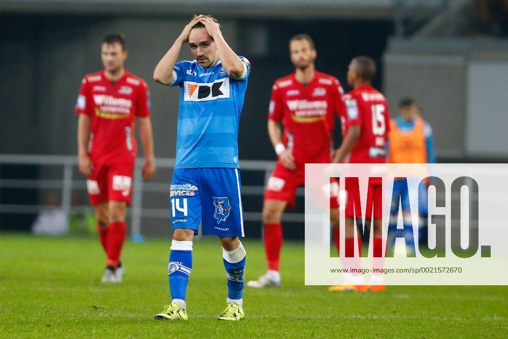 - GENT, BELGIUM: Gent s Sven Kums pictured after the Jupiler Pro League match between KAA Gent and KV Oostende, in Gent, Saturday 24 October 2015, on day 12 of the Belgian soccer championship. KURTxDESPLENTER x04727629x