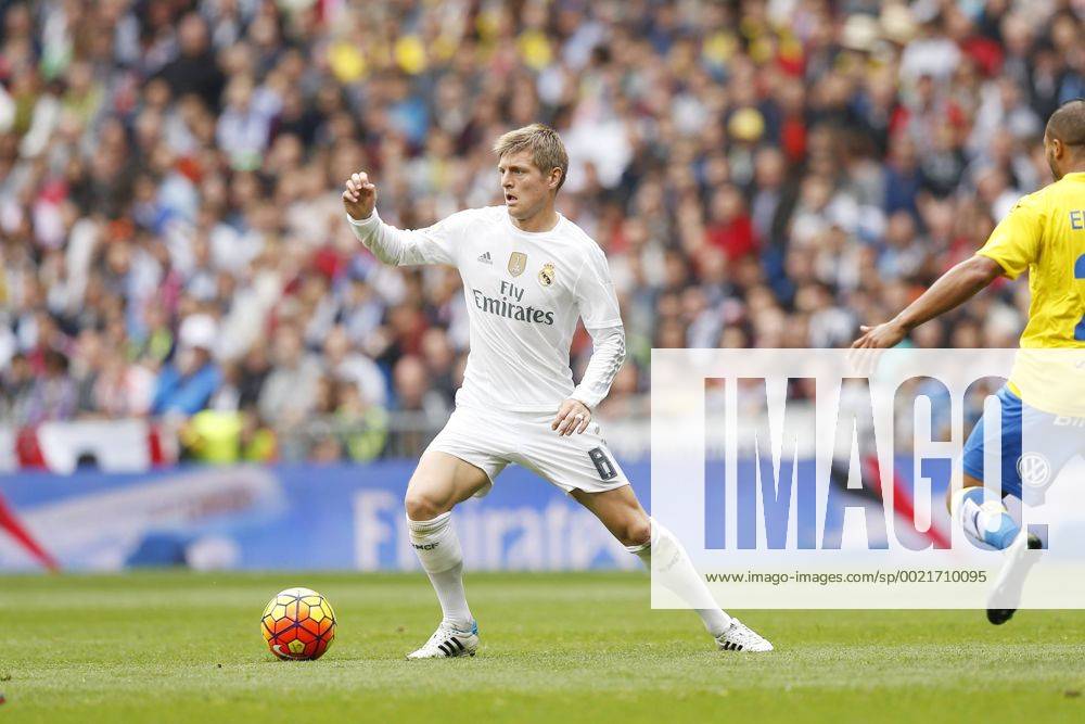 Toni Kroos (Real), OCTOBER 31, 2015 - Football Soccer : Spanish Liga Espanola match between Real Madrid 3-1 UD Las Palmas at the Santiago Bernabeu stadium in Madrid, Spain. NoxThirdxPartyxSales (heha021769)