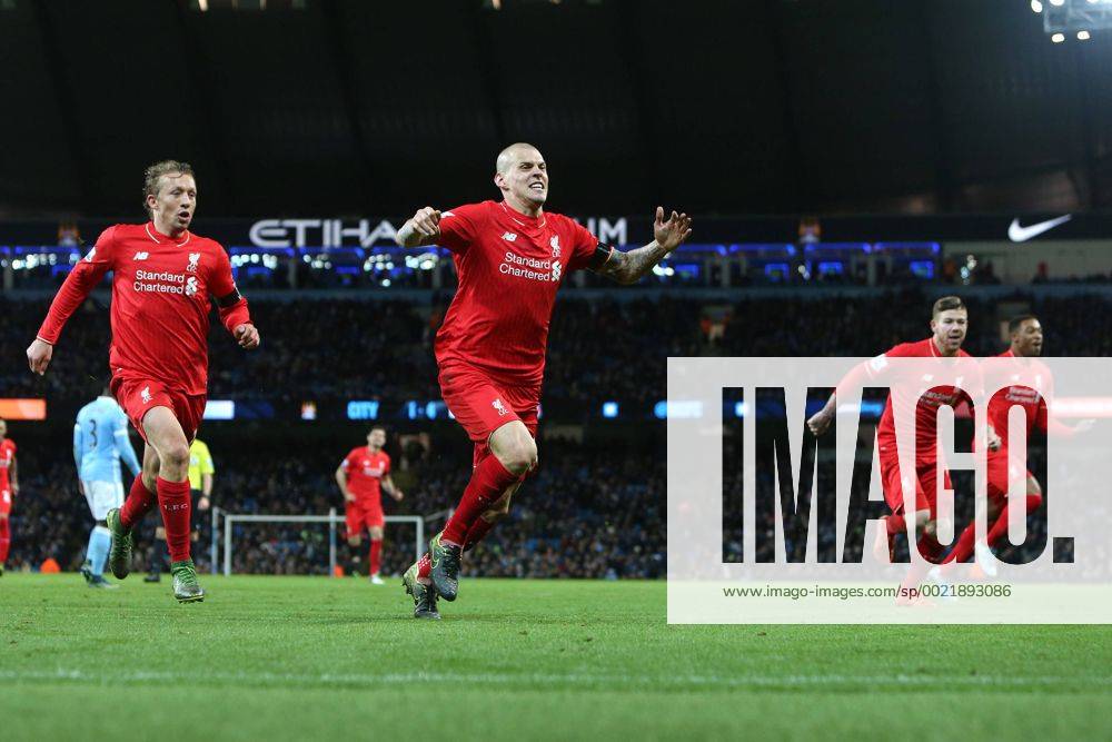 Martin Skrtel of Liverpool celebrates scoring his sides fourth goal - Manchester City vs Liverpool - Barclays Premier League - Etihad Stadium - Manchester - 21 11 2015 Pic Philip Oldham SportImage .
