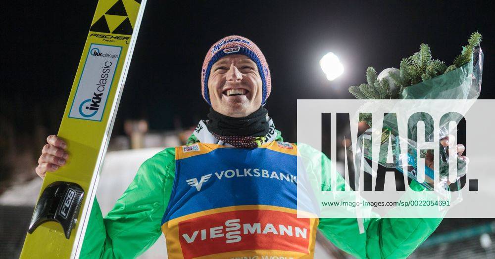 Lillehammer 05.12.2015, Lysgards Schanze, NOR, FIS Weltcup Ski Sprung, Lillehammer, Herren, im Bild Podium Sieger Severin Freund (GER) Winner Severin Freund of Germany during Mens Skijumping Competition of FIS Skijumping World Cup at the Lysgards Hill, Lillehammer, Norway on 2015 12 05. EX_JFK