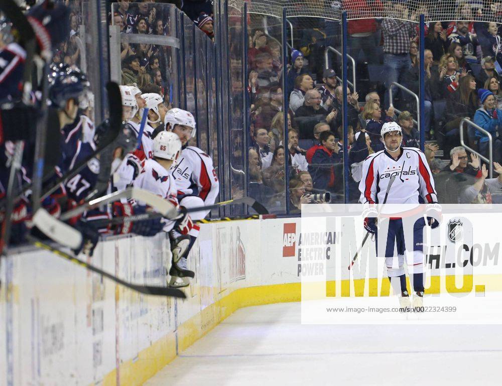 JAN 2, 2016: Washington Capitals left wing Alex Ovechkin (8) during a NHL Eishockey Herren USA game between the Washington Capitals and the Columbus Blue Jackets at Nationwide Arena in Columbus, Ohio. The Blue Jackets won 5-4 in a shootout. NHL 2016: Capitals vs Blue Jackets JAN 2 - ZUMAc04_