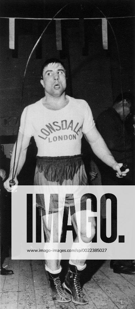 George Chuvalo skipping - ZUMAt14_