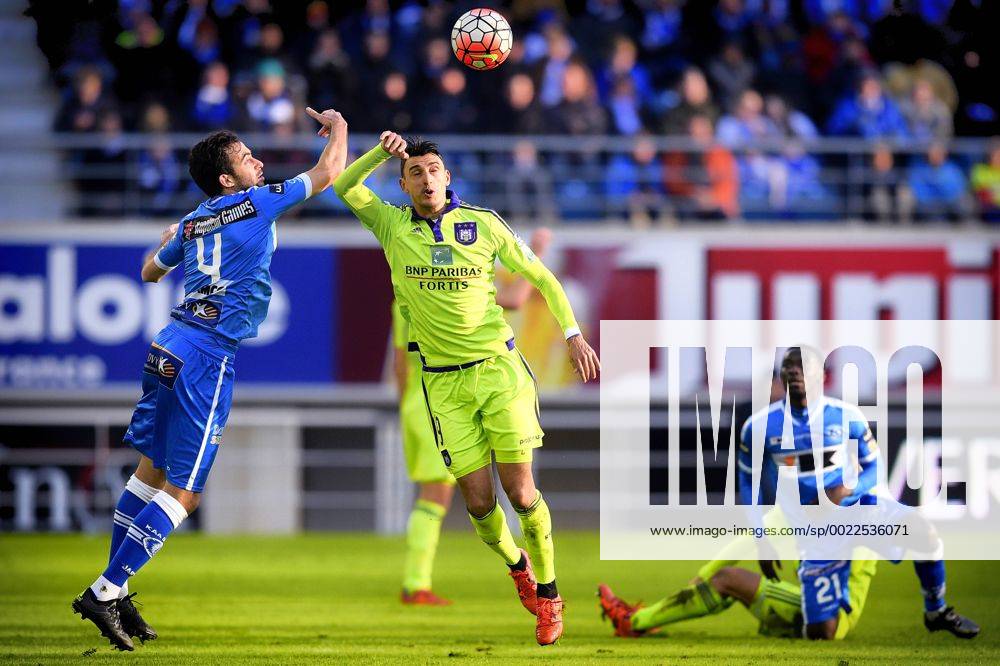 - GENT, BELGIUM: Gent s Rafinha Rafael Scapini de Almeida and Anderlecht s Matias Suarez fight for the ball during the Jupiler Pro League match between KAA Gent and RSC Anderlecht, in Gent, Sunday 17 January 2016, on day 22 of the Belgian soccer championship. YORICKxJANSENS x04775850x