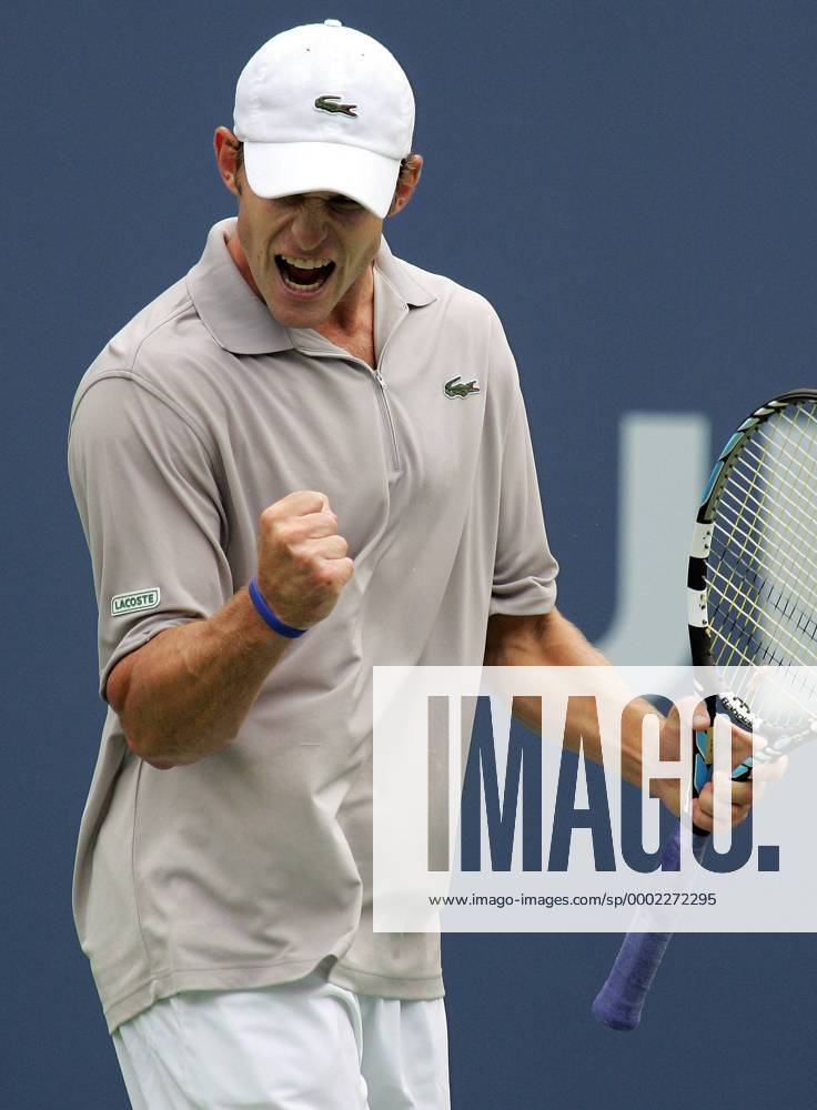 Andy Roddick (USA) jubelt - (nyp2006082843) Tennis Herren US Open 2006, ATP Tour, Grand Slam Einzelbild New York Freude, Tennis Herren US Open 2006, ATP Tour, Grand Slam Einzelbild New York Freude,