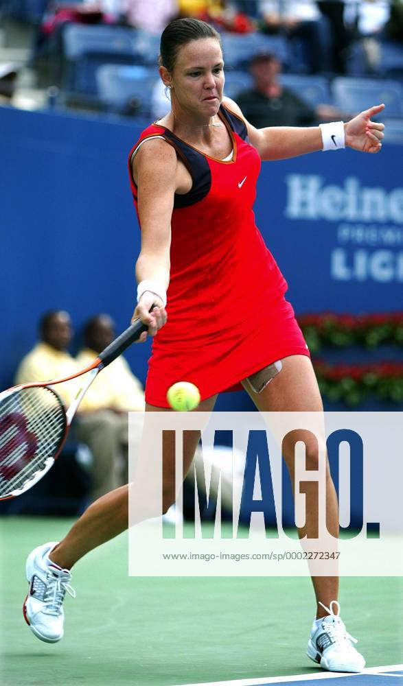 Lindsay Davenport (USA) - Vorhand - (nyp2006082854) Tennis Damen US Open 2006, WTA Tour, Grand Slam, Hartplatz, Hardcourt, Hartplatztennis, Hartplatzturnier Einzelbild New York Dynamik, Tennis Damen US Open 2006, WTA Tour, Grand Slam, Hartplatz, Hardcourt, Hartplatztennis, Hartplatzturnier Einzelbild New York Dynamik,