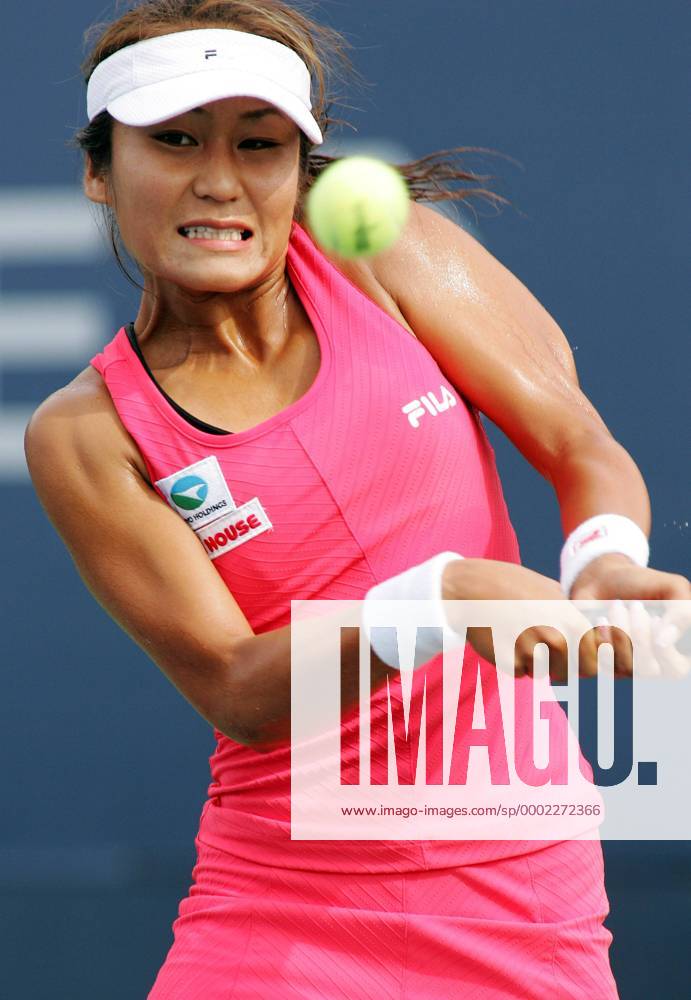 Akiko Morigami (Japan) - Rückhand - (nyp2006082859) Tennis Damen US Open 2006, WTA Tour, Grand Slam Einzelbild New York Dynamik, Tennis Damen US Open 2006, WTA Tour, Grand Slam Einzelbild New York Dynamik,