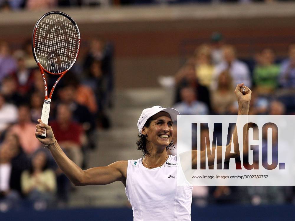 Virginie Razzano (Frankreich) - Jubel Tennis Damen US Open 2006, WTA Tour, Grand Slam Einzelbild Flushing Meadow, Meadows New York Freude, Begeisterung, Tennis Damen US Open 2006, WTA Tour, Grand Slam Einzelbild Flushing Meadow, Meadows New York Freude, Begeisterung,