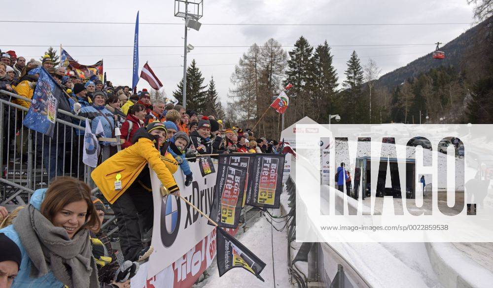 BOBSLEIGH - IBSF World Championships, Igls IGLS,AUSTRIA,14.FEB.16 - BOBSLEIGH - BSF World Championships, Igls, two man, men. Image shows Fans. GEPAxpictures Osterauer