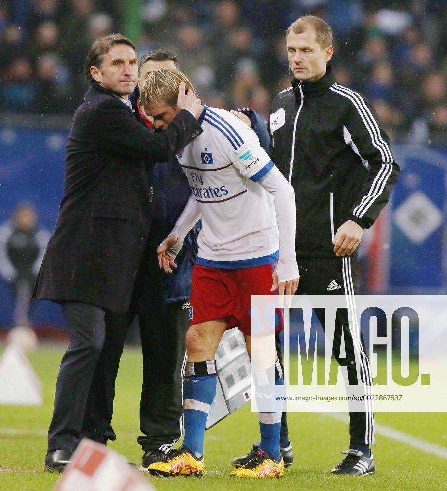 1. Fussball Bundesliga Saison 2015-2016 21. Spieltag 1. Fussball Bundesliga Saison 2015-2016 21. Spieltag Hamburger SV - Borussia Moenchengladbach im Volksparkstadion v.l.: Trainer Bruno Labbadia (Hamburger SV), Artjoms Rudnevs (Hamburger SV)