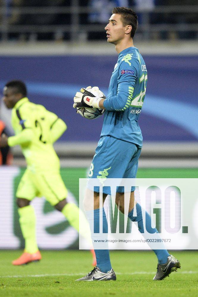 Wolfsburg s goalkeeper Koen Casteels pictured during a game between Belgian KAA Gent and German VfL Wolfsburg, a first leg of the 1 8 finals of the UEFA Champions League competition, in Gent, Wednesday 17 February 2016. YORICKxJANSENS x04794822x