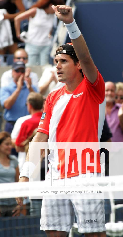 Thomas Haas (Deutschland) - Schlussjubel - (NYP2006090628) Tennis Herren US Open 2006, Grand Slam, ATP Tour Einzelbild Flushing Meadow, Meadows New York, NY, N Y Freude, Tennis Herren US Open 2006, Grand Slam, ATP Tour Einzelbild Flushing Meadow, Meadows New York, NY, N Y Freude,