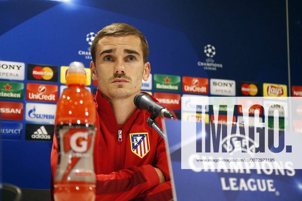 Fußball, Champions League, Atletico Madrid PK Antoine Griezmann of Atletico Madrid during a press conference PK Pressekonferenz of Atletico Madrid prior to the Europa League match against PSV Eindhoven on February 23, 2016 at the Philips stadium in Eindhoven, The Netherlands. Atletico Madrid UEFA Europa League 2015 2016 JeroenxPutmansxIVx 5030073