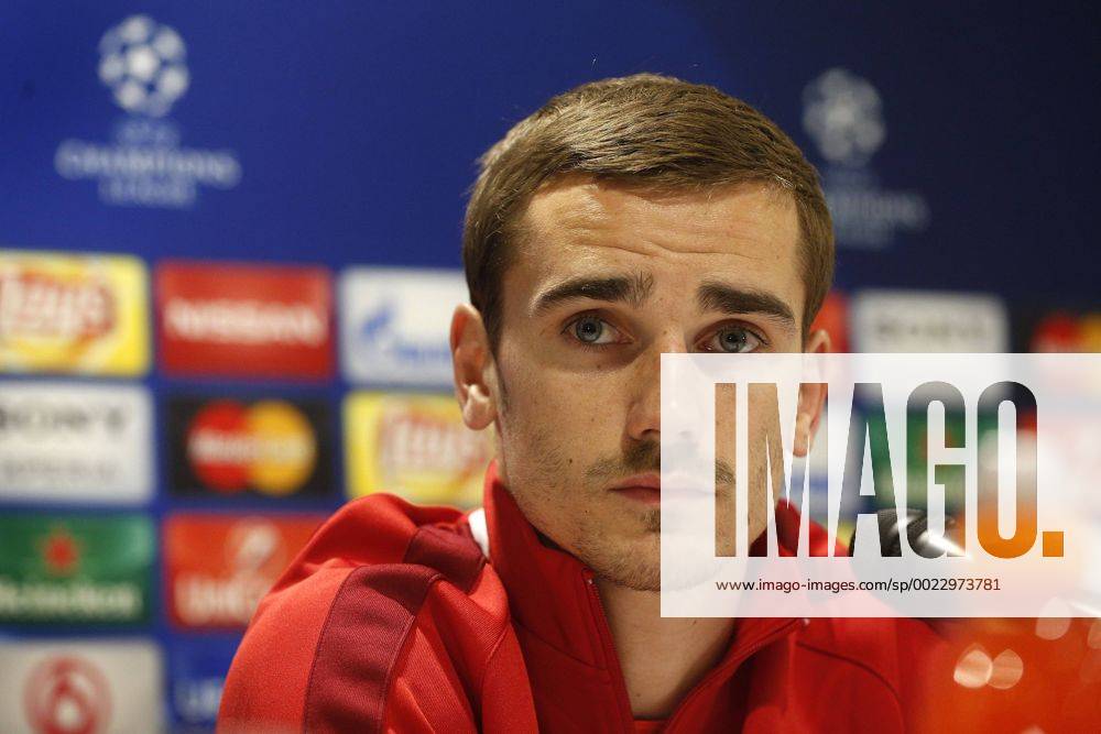 Fußball, Champions League, Atletico Madrid PK Antoine Griezmann of Atletico Madrid during a press conference PK Pressekonferenz of Atletico Madrid prior to the Europa League match against PSV Eindhoven on February 23, 2016 at the Philips stadium in Eindhoven, The Netherlands. Atletico Madrid UEFA Europa League 2015 2016 JeroenxPutmansxIVx 5030214