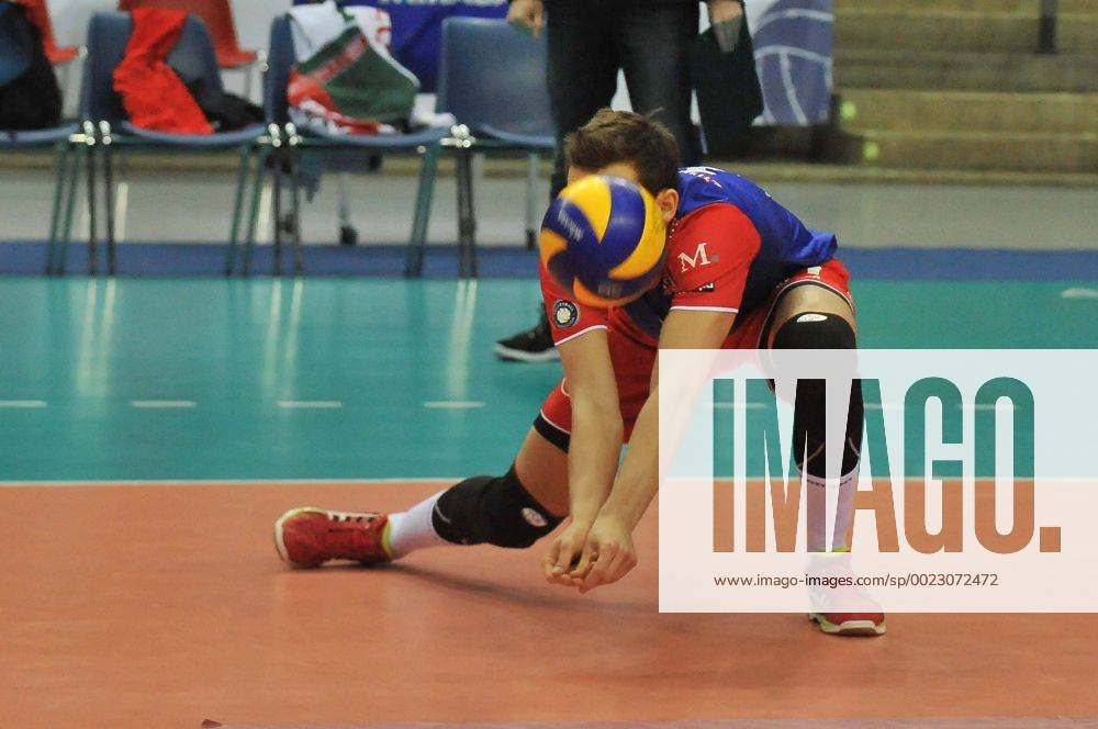 Volleyball 1.Bundesliga, United Volleys - TSV Herrsching, v.l. Jan Zimmermann (United Volleys) ,