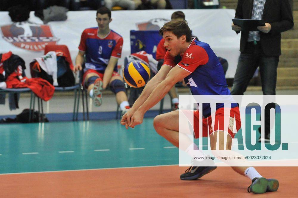 Volleyball 1.Bundesliga, United Volleys - TSV Herrsching, v.l. Jan Klobucar (United Volleys) ,
