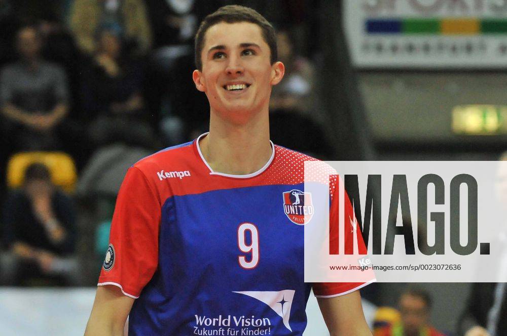 Volleyball 1.Bundesliga, United Volleys - TSV Herrsching, v.l. Georg Escher (United Volleys) ,