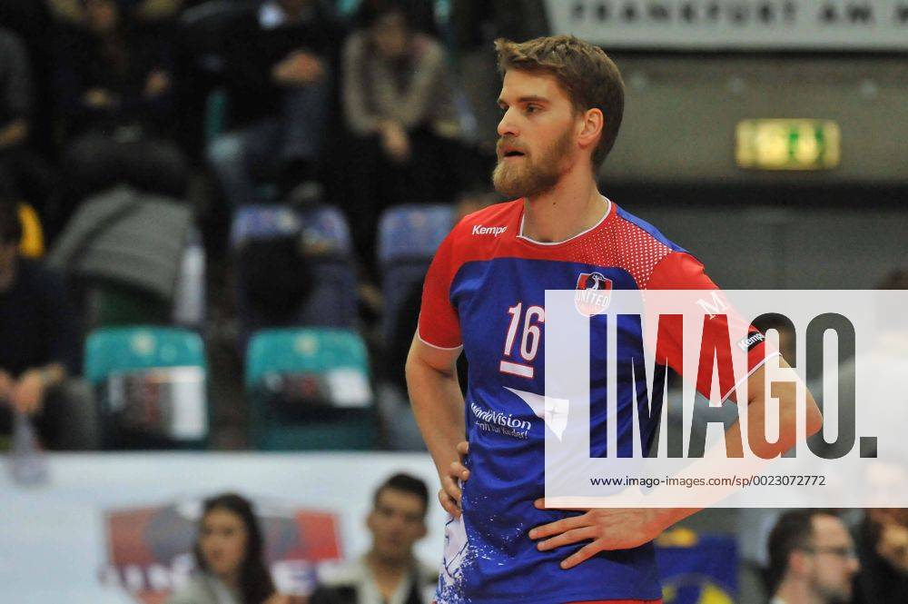 Volleyball 1.Bundesliga, United Volleys - TSV Herrsching, v.l. Christian Duennes (United Volleys) ,