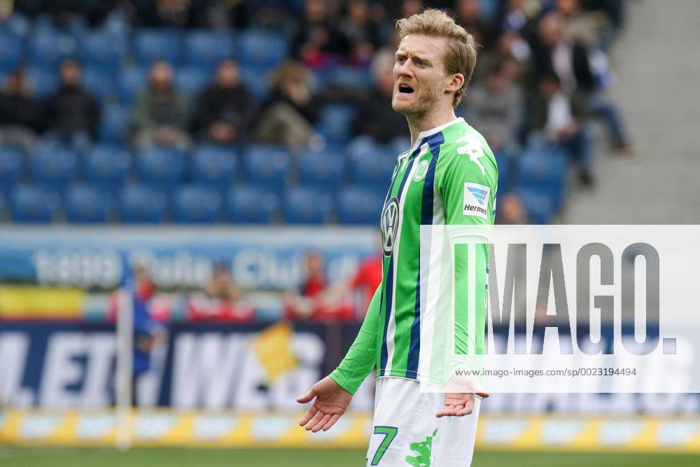 Andre Schürrle (Wolfsburg, 17), enttäuscht schauend, Enttäuschung, Frustration, disappointed, pessimistisch, Fussball, Bundesliga, TSG 1899 Hoffenheim - VfL Wolfsburg,