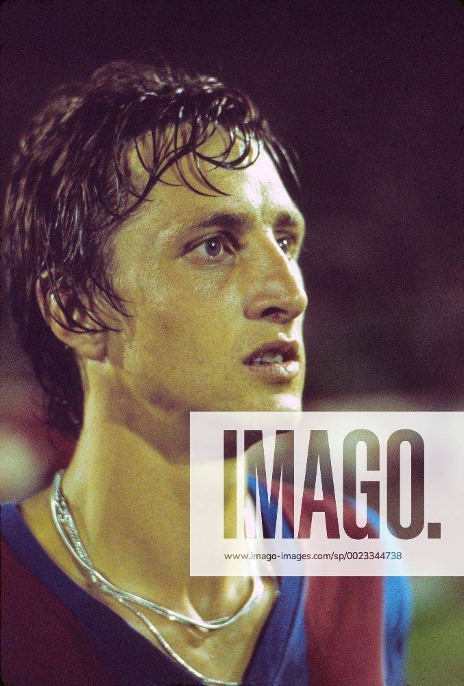 Football - 1974 1975 European Cup - Round Two, Second Leg: Barcelona 3 (3) Feyenoord 0 (0) Barcelona s Johan Cruyff at the Camp Nou. 04 11 1974