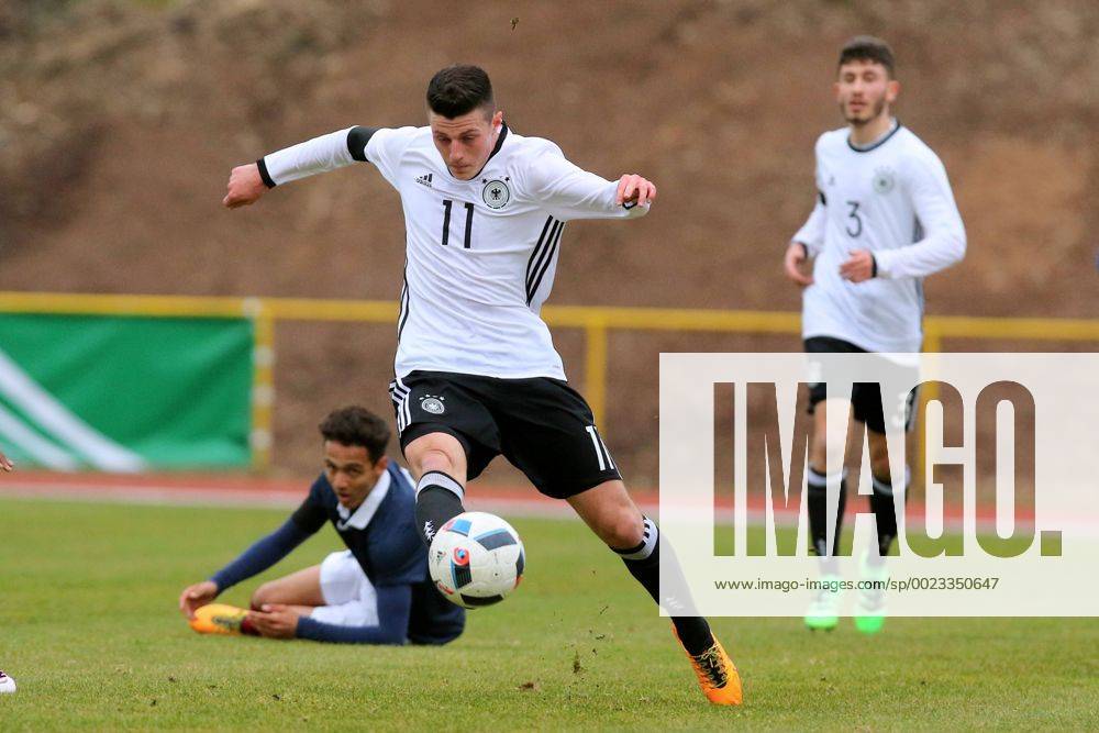 Konz Dijon Ramaj (Deutschland) Deutschland vs Frankreich --- Fussball --- U18-Laenderspiel --- 24.03.2016
