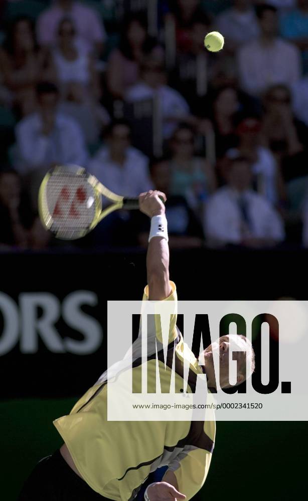 Lleyton Hewitt (Australien) - Aufschlag Tennis Herren Australian Open, Grand Slam, ATP Tour 2006 Einzelbild Melbourne Dynamik, Tennis Herren Australian Open, Grand Slam, ATP Tour 2006 Einzelbild Melbourne Dynamik,