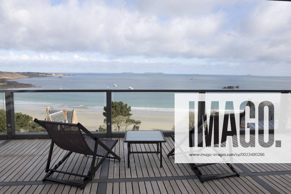 EURO 2016 - Mannschaftsquartier Albanien: Hotel L Agapa & Spa in Perros Guirec - Ausblick aus einem Zimmer FOOTBALL - Perros Guirec - 05 04 2016 AlexisCourcoux Panoramic