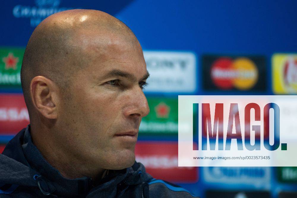 Spain: Real Madrid press conference PK Pressekonferenz Real Madrid coach Zinedine Zidane during a press conference a day before Champions League match against Wolfsburgo. MarcosxdelxMazo