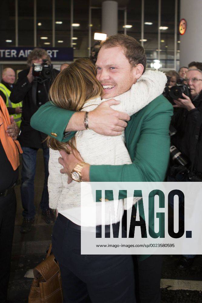 Manchester, Lancashire, UK - Manchester UK. US Masters champion David Willett arrives back in Britain at Manchester Airport this morning after scooping the £1.8M top prize in Augusta. David Willett - ZUMAl94_