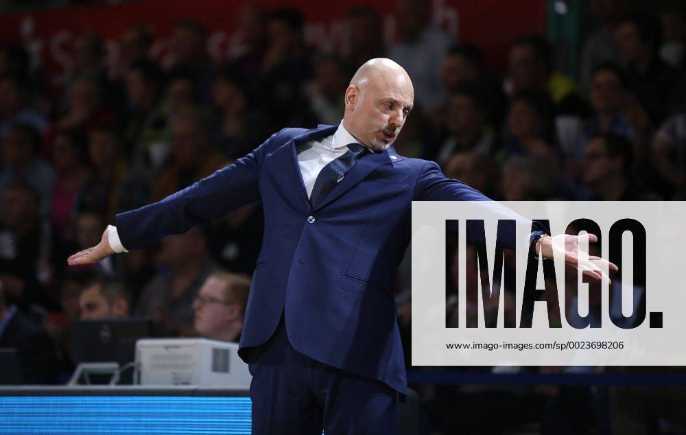 Bayreuth Trainer Sasa Obradovic - Alba Berlin;