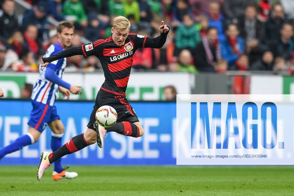 Leverkusen Julian Brandt (Bayer 04 Leverkusen 19) beim Bundesliga Spiel zwischen Bayer 04 Leverkusen und Hertha BSC am 30.04.2016,