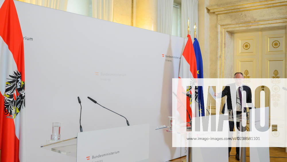 20230306 Praesentation der Kriminalstatistik 2022 WIEN, OESTERREICH - 6. MAERZ: Innenminister Gerhard Karner (OEVP) bei der Praesentation der Kriminalstatistik 2022 im Innenministerium am 6. Maerz, 2023 in Wien, Oesterreich. 230306_SEPA_32_016