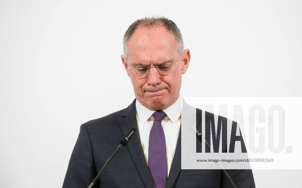 20230306 Praesentation der Kriminalstatistik 2022 WIEN, OESTERREICH - 6. MAERZ: Innenminister Gerhard Karner (OEVP) bei der Praesentation der Kriminalstatistik 2022 im Innenministerium am 6. Maerz, 2023 in Wien, Oesterreich. 230306_SEPA_32_035