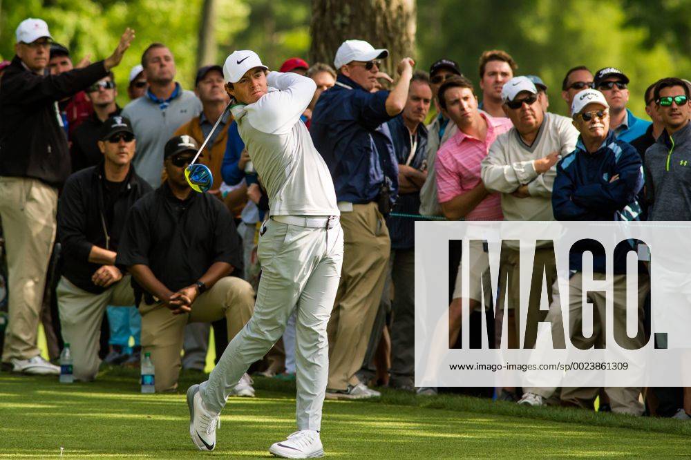 Golfer Rory McIlroy tees off on the 15th hole during the Wells Fargo Championship on Friday, May 6, 2016 at Quail Hallow Country Club in Charlotte, NC. David Grooms CSM PGA Golf Herren 2016: Wells Fargo Championship MAR 6 - ZUMAc04_
