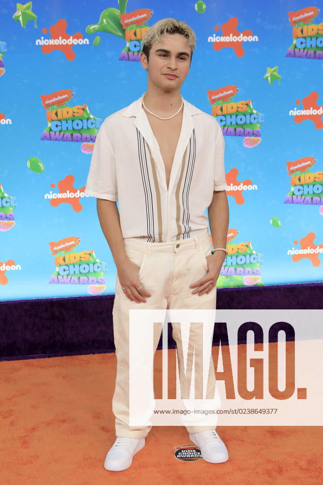 LOS ANGELES - MAR 4: Chance Hurstfield at the Kids Choice Awards 2023 at the Microsoft Theater on March 4, 2023 in Los Angeles, CA Los Angeles USA - ZUMAnc22 20230304_zaa_nc22_380