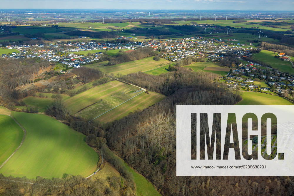 Aerial photo, forest damage, forest area Am Löhbach, Fröndenberg, Ruhr area, North Rhine-Westphalia, Germany ATTENTIONxMINESTHONORARx60xEURO