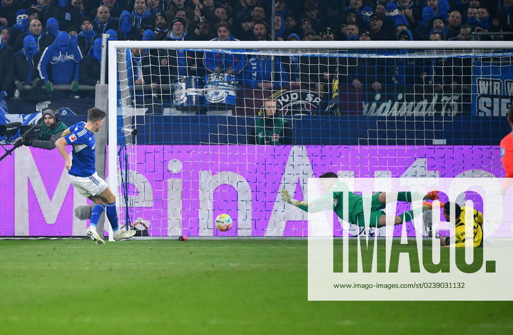Football, Bundesliga, Germany, Men, Season 2022 2023, 24 Matchday, VELTINS Arena Gelsenkirchen FC Schalke 04 Bor Dortmund Marius Bülter S04 scores the goal to 1 1 against Alexander Meyer BVB Action DFB DFL REGULATES PROHIBIT ANY USE OF PHOTOGRAPHS AS IMAGE SEQUENCES AND OR QUASI VIDEO