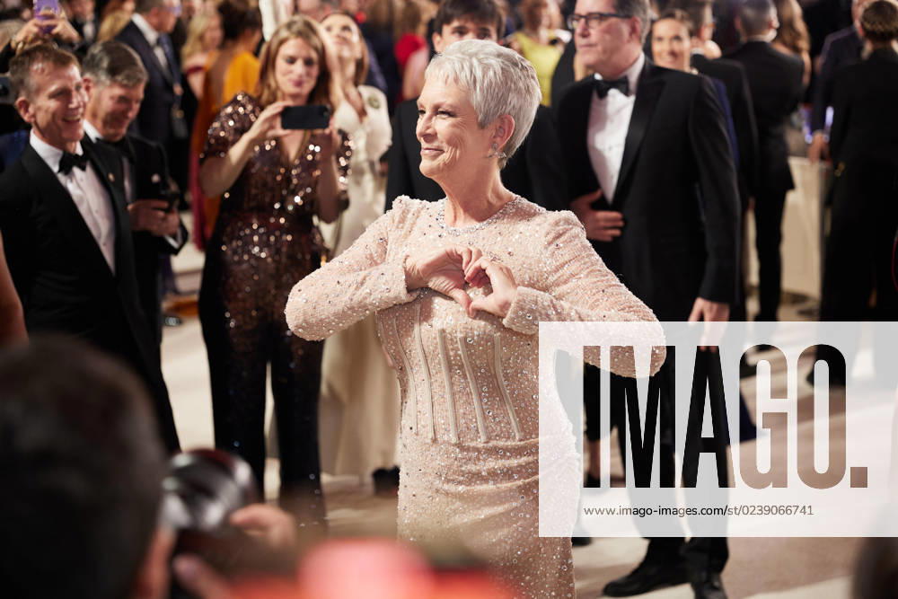 Oscar® nominee Jamie Lee Curtis arrives on the red carpet of the 95th Oscars® at the Dolby® Theatre at Ovation Hollywood on Sunday