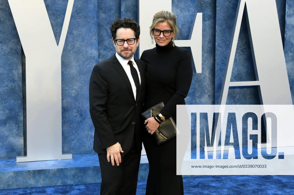 J J Abrams with wife Katie McGrath at the Vanity Fair Oscar Party 2023 celebrating the 95 Academy Awards at the Wallis Annenberg Center for the Performing Arts Beverly Hills, 12 03 2023. Foto:xD.xBedrosianx xFuturexImage