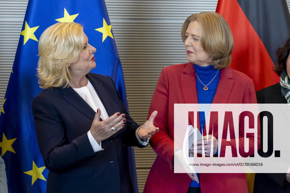 Handover of the Annual Report 2022 of the German Parliaments Commissioner for the Armed Forces, Dr Eva Hoegl, SPD, MdB, to Bundestag President Baerbel Bas, SPD, MdB Berlin Germany