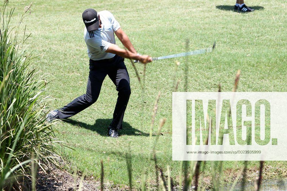 Ponte Vedra Beach, Florida, United States - Jason Day hits out of a hazard area on the 7th hole during the first round of The PLAYERS Championship at TPC Sawgrass. Golf 2016 - The PLAYERS Championship - Round 1 - ZUMAw109