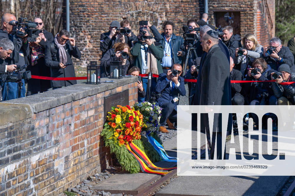 Prime Minister Benjamin Netanyahu, German Chancellor Olaf Scholz Visit of the Prime Minister of the State of Israel, Benjamin Netanyahu, in Berlin Visit of the Holocaust Memorial Gleis 17 in Berlin Wannsee with German Chancellor Olaf Scholz with laying of a wreath Berlin Berlin GER