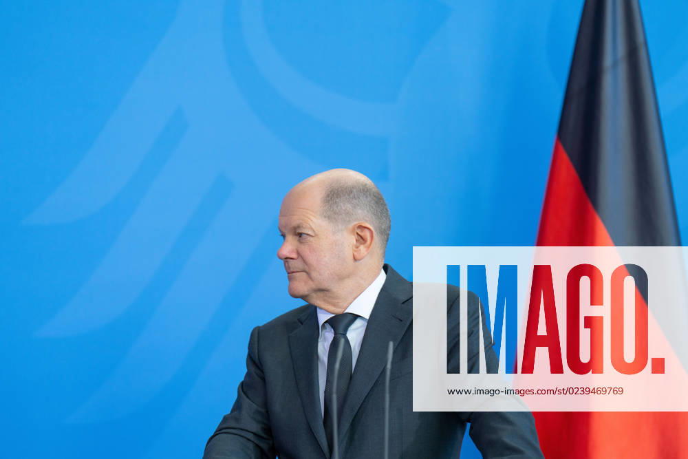 Federal Chancellor Olaf Scholz Visit of the Prime Minister of the State of Israel, Benjamin Netanyahu, in Berlin Press conference at the Chancellery with Federal Chancellor Olaf Scholz Berlin Berlin GER