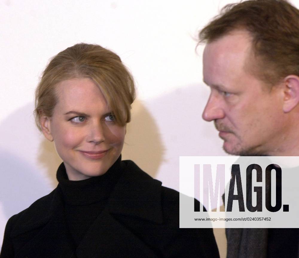 SCANPIX SWEDEN, 20020130 Nicole Kidman and Stellan Skarsgaard at the press conference for Lars von Triers new film DOGVILLE in Trollhaattan, Sweden, January 30, 2002 Trollhaattan Sweden