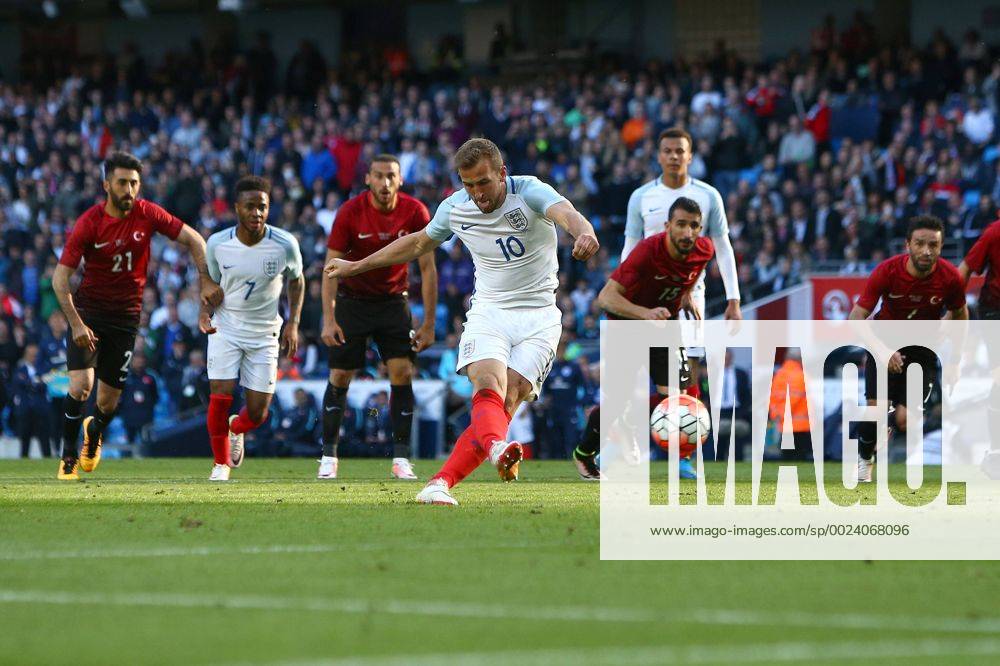Harry Kane of England takes his penalty but fails to score during the International Friendly Länderspiel match at the Etihad Stadium. Photo credit should read: Philip Oldham Sportimage .