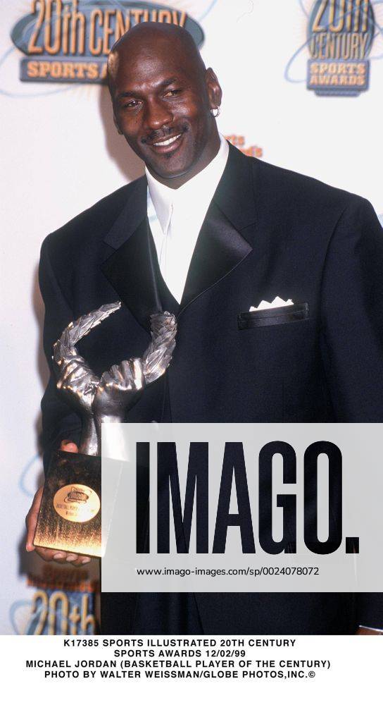 Jan. 1, 2011 - K17385 SPORTS ILLUSTRATED 20TH CENTURY.SPORTS AWARDS 12 02 99.MICHAEL JORDAN (BASKETBALL PLAYER OF THE CENTURY . WALTER WEISSMAN 1999 MICHAEL JORDAN ROUND UP - ZUMAg49_
